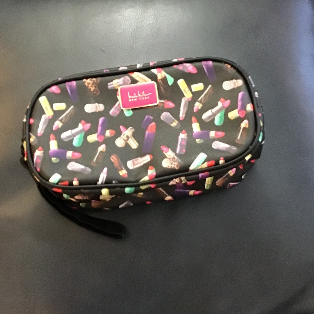 Nicole Miller Makeup Bag